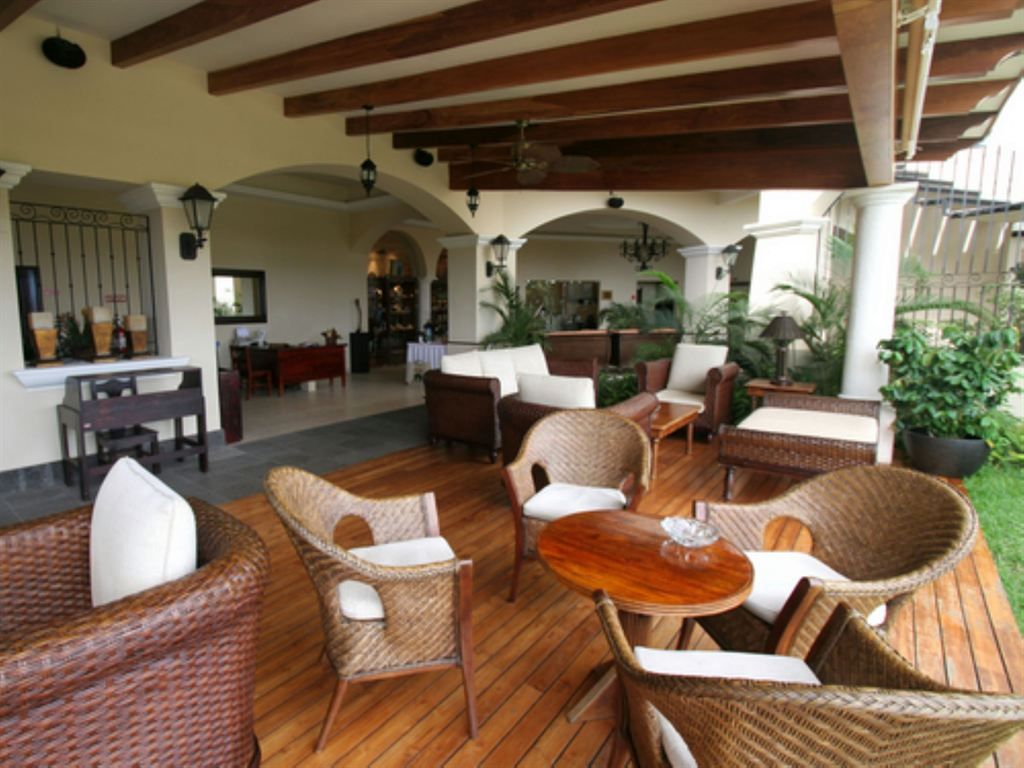 maison 6 Pièces en vente sur CANNES LA BOCCA (06150)