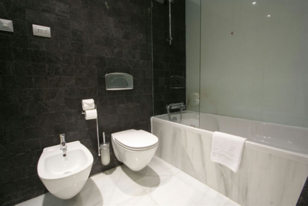 apartment 1 room for rent on PARIS (75016)