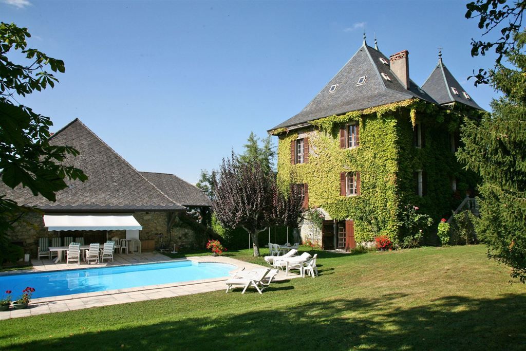 maison 12 Pièces en vente sur JUAN LES PINS (06160)